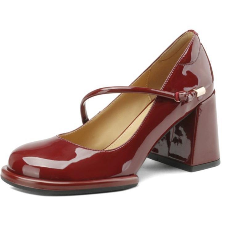 Vintage Mary Jane Shoes Women's 2024 Spring New Burgundy Patent Leather Round Head High Heels Thick Heel Light Mouth Sweet Single Shoes