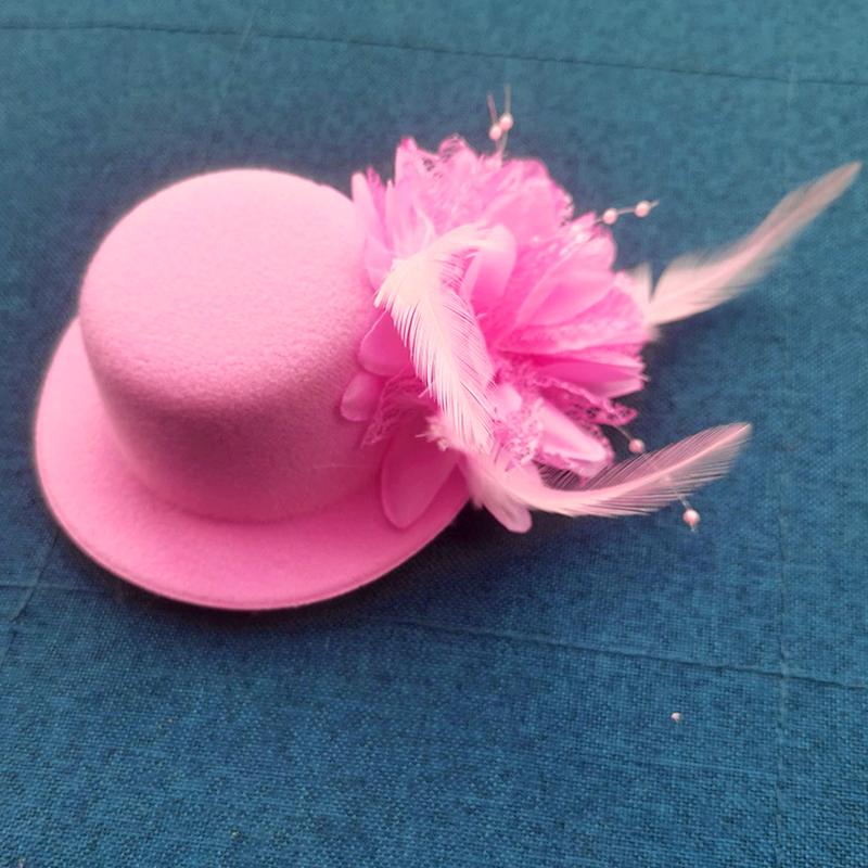 

1 шт. шляпка-фасинатор из перьев для девочки, детская, аксессуары для волос, головной убор, декор из жемчуга, заколки для волос розовый