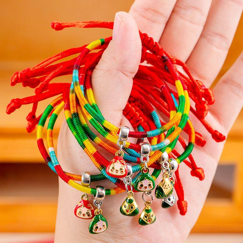 

Праздник Драконьих лодок Ремешок для переноски Плетеный вручную Цветной шнур Женский 2025 Новый Детский браслет Браслет для мальчиков и девочек Подарочные аксессуары 7 random hair [wholesale] each 1.05 yuan