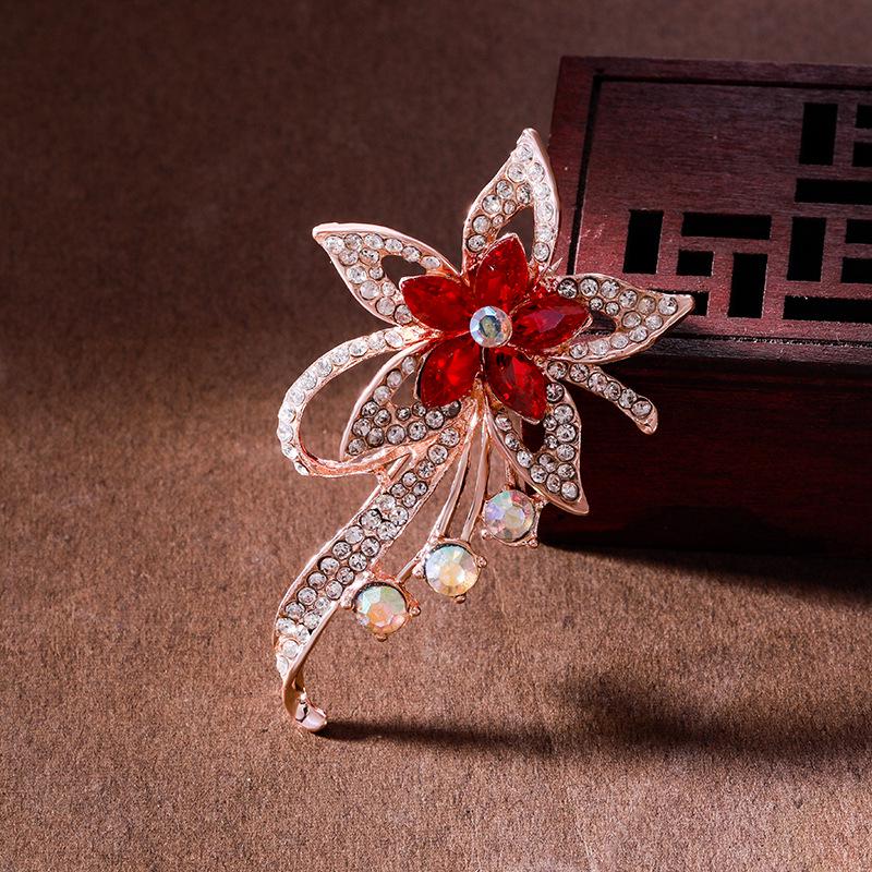 Exquisite Women s Luxury Brooch: Trendy 2025 Corsage Design for Suits