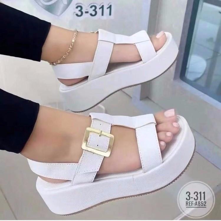 

Large size Roman sandals women s summer new European and American beach sandals South East Asia African shoes 35
