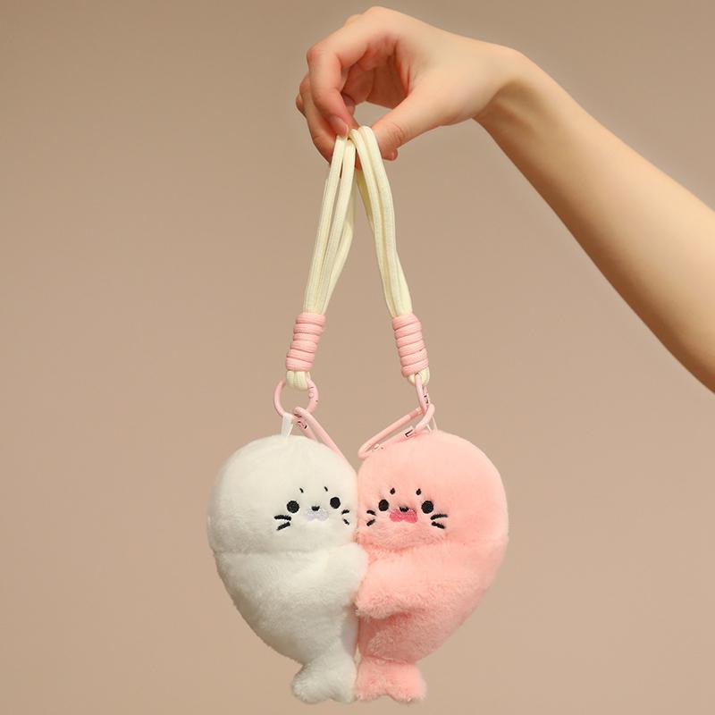 1Pc 14cm Lovely Seal Plush Toys Cute Magnetic Attraction Seal Bag Pendant Doll Enfold Seal for Lovers Children Gift
