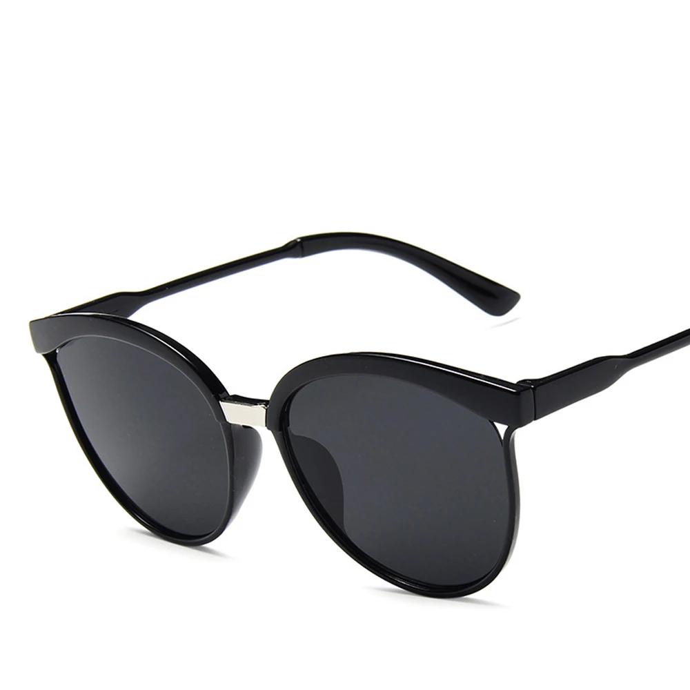 Vintage Cat Eye Sunglasses Women Elegant Retro Shades Eyewear Latest Fashion Trendy Accessories