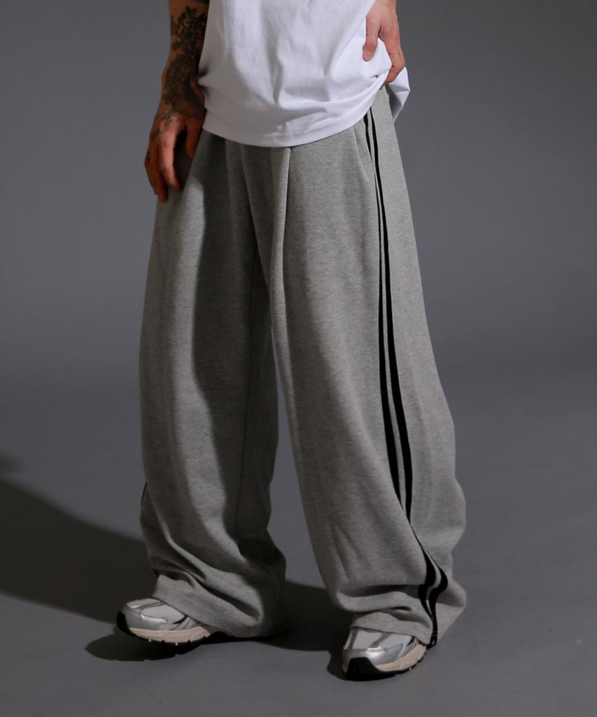 LIKE THE MOST Two-Taping Pintuck Wide Training Pants [Melange]