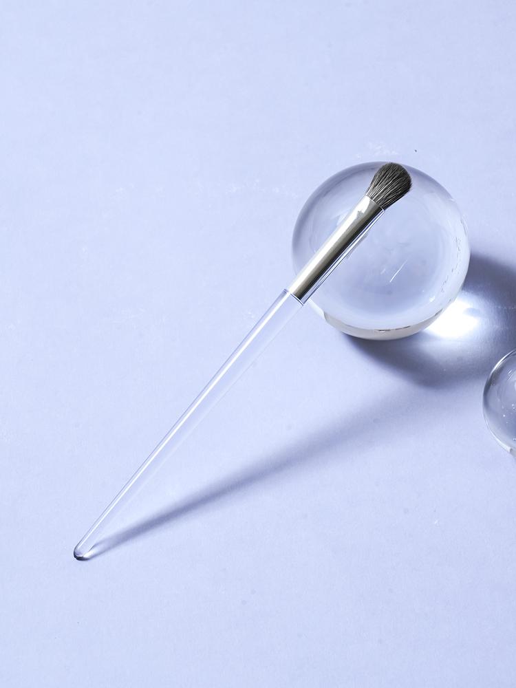 Transparent Handle Base Eyeshadow Brush