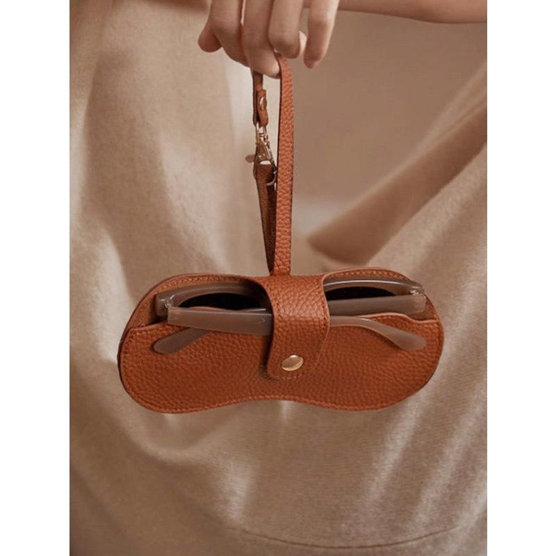 1pc Eyeglasses & Lipstick Storage Bag, Sunglasses Pouch, Portable Glasses Case, Women Eyewear Box, Travel Sunglasses Protective Cover, Boho Vibes