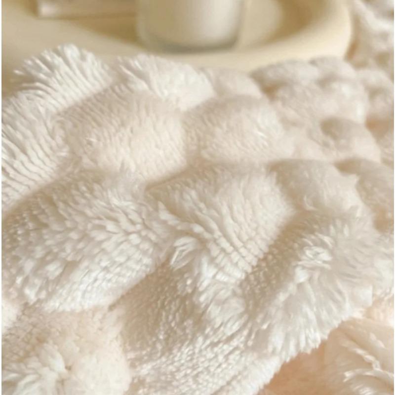 New 3D Shaped Jacquard Blanket Lamb Fleece Coral Fleece Double Sided Blankets Autumn Winter Seasons Warm Comfortable Nap Quilt