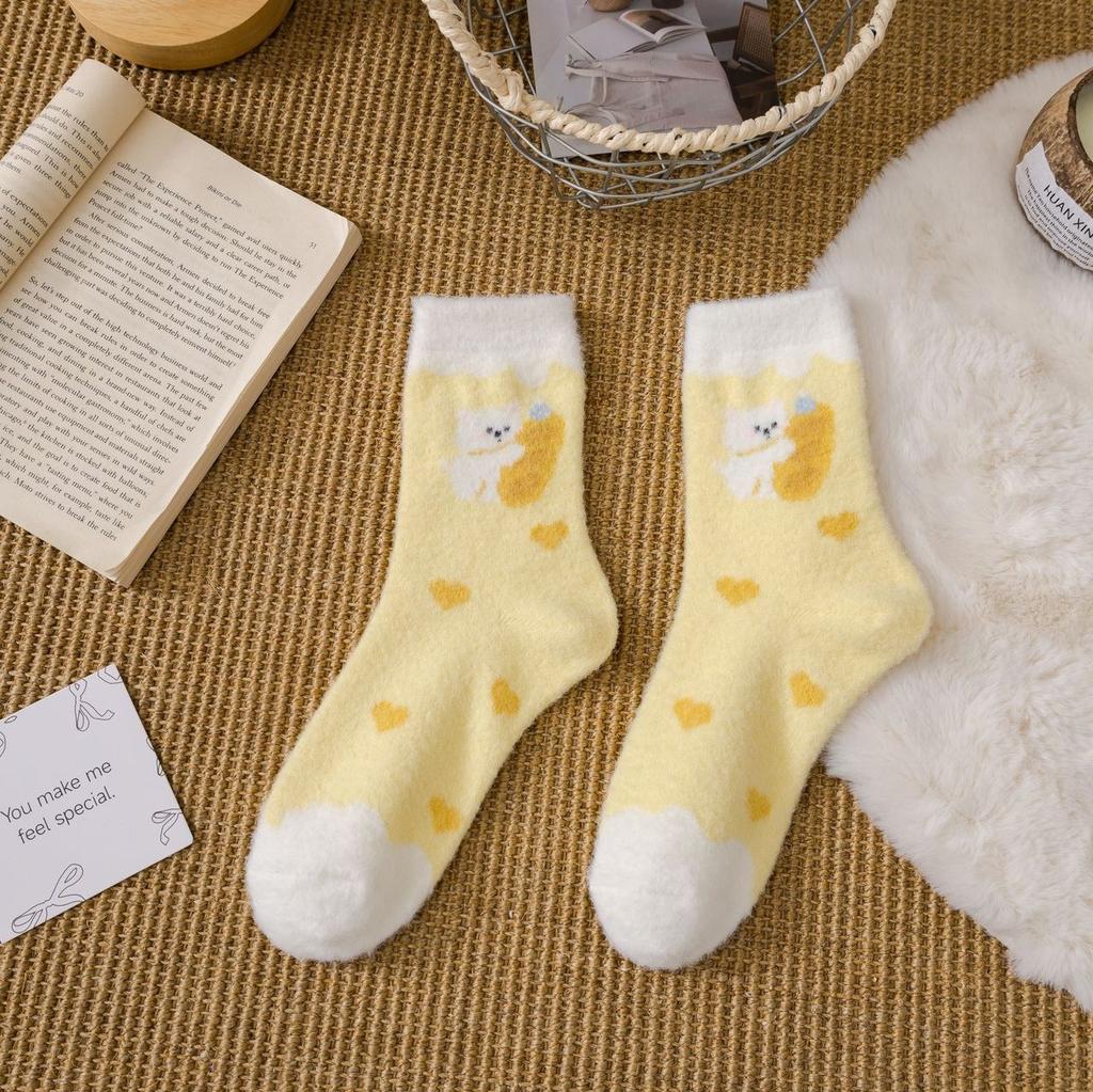 Plush Socks Medium Tube Socks Butter Bear Cartoon Plush Thickened Warm Cute Sleep Socks