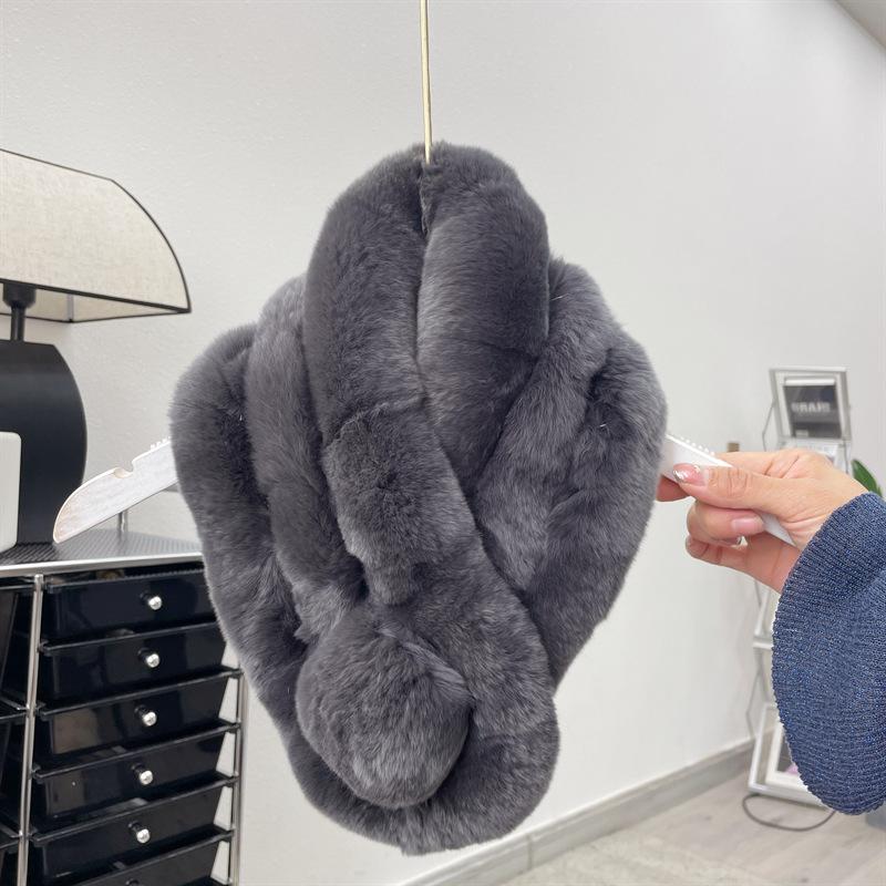New Designer Gift Luxury Furry Faux Fur Winter Scarf for Women