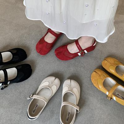 IPPEUM Κόκκινα Μπαλαρίνες Split Toe Μπαλαρίνες Flat με Λουράκια και Πόρπη Tabis Μπαλαρίνες Παπούτσια Μπαλέτου