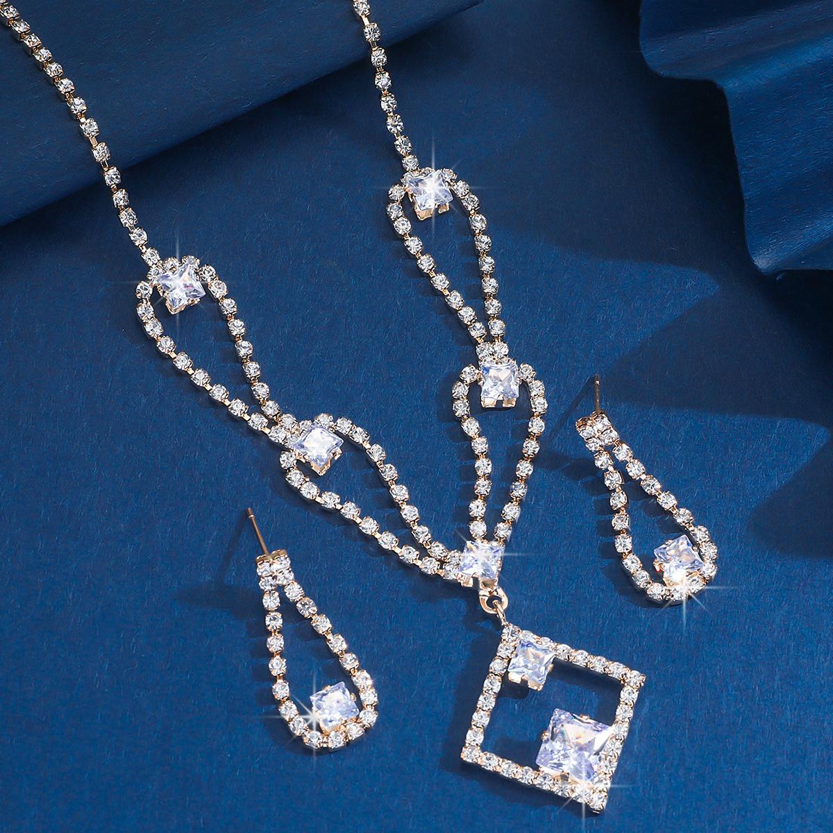 Cross border Jewelry Set Sparkling Full Diamond Square Necklace Earrings Wedding Bridal Dress Accessories