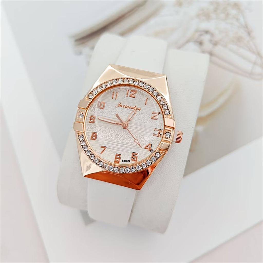 Women Fashion Leather Watch