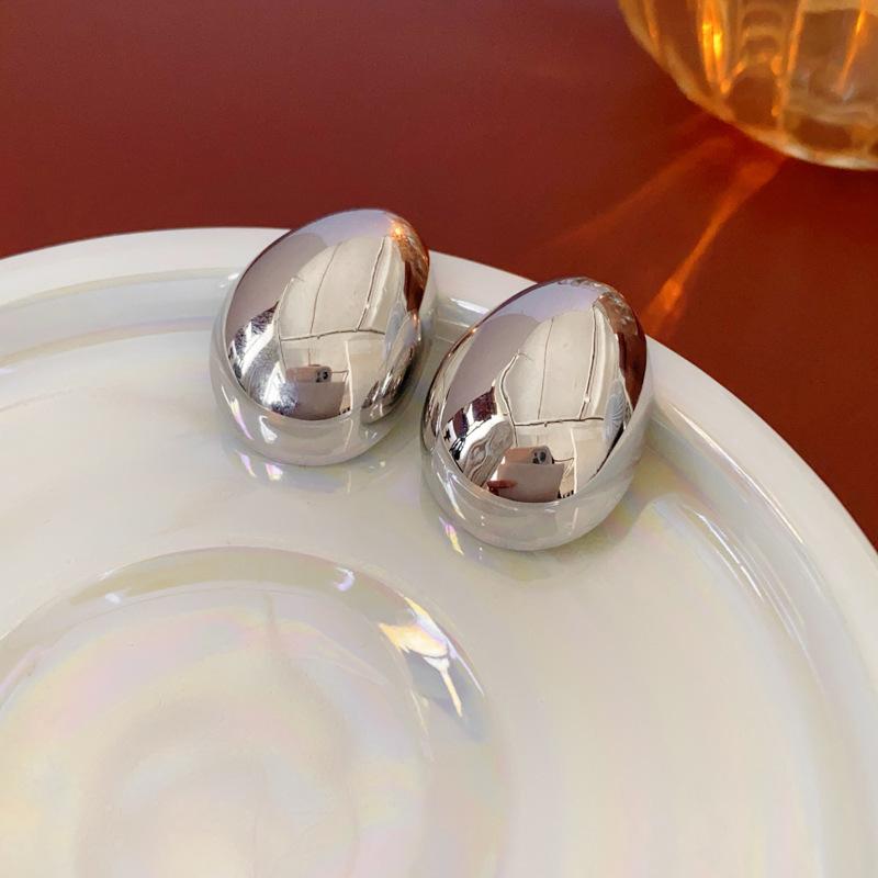 Round Mirror Earrings, Fashionable Cold Wind Studs, Light Luxury, High-end and Versatile Earrings.