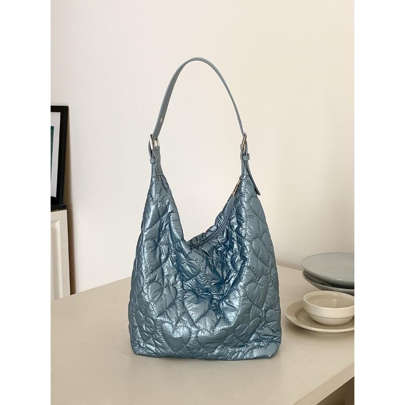 

Сумка-тоут с вышивкой love серебристая большая вместительная сумка на плечо женская модная нишевая мягкая сумка для поездок на работу женская рабочая синий