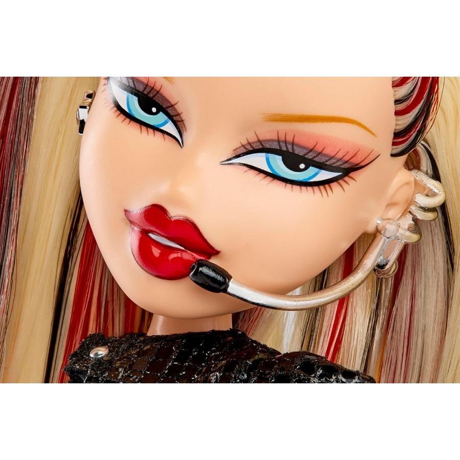 Bratz Pop Starz Cloe fashion doll with accessories and ornaments