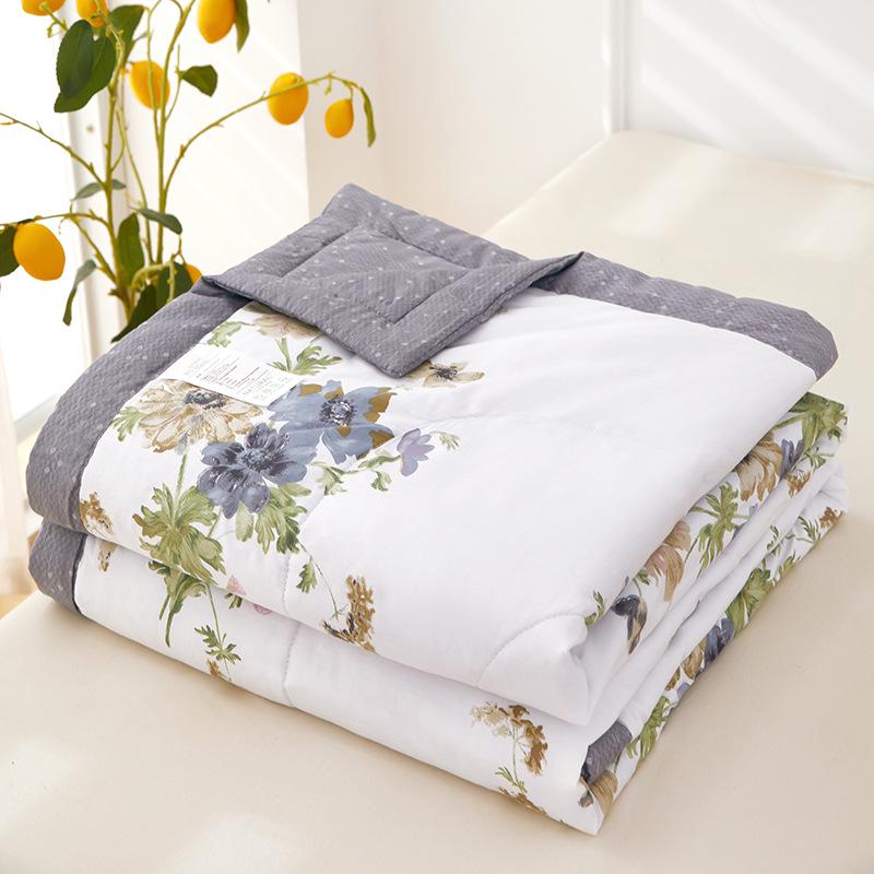 Summer Cool Cotton Quilt: Lightweight, Printed, for Double or Single Bedding