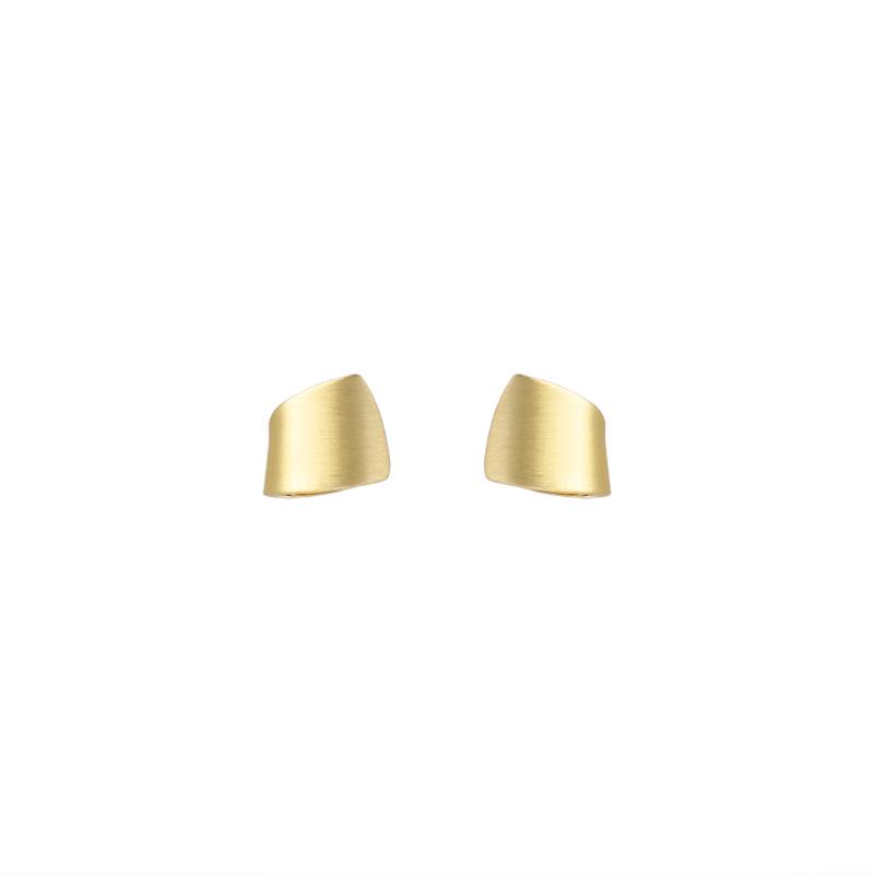 Retro Minimalist Brushed Metal Stud Earrings for Women - Niche Design, Cold-Weather Style