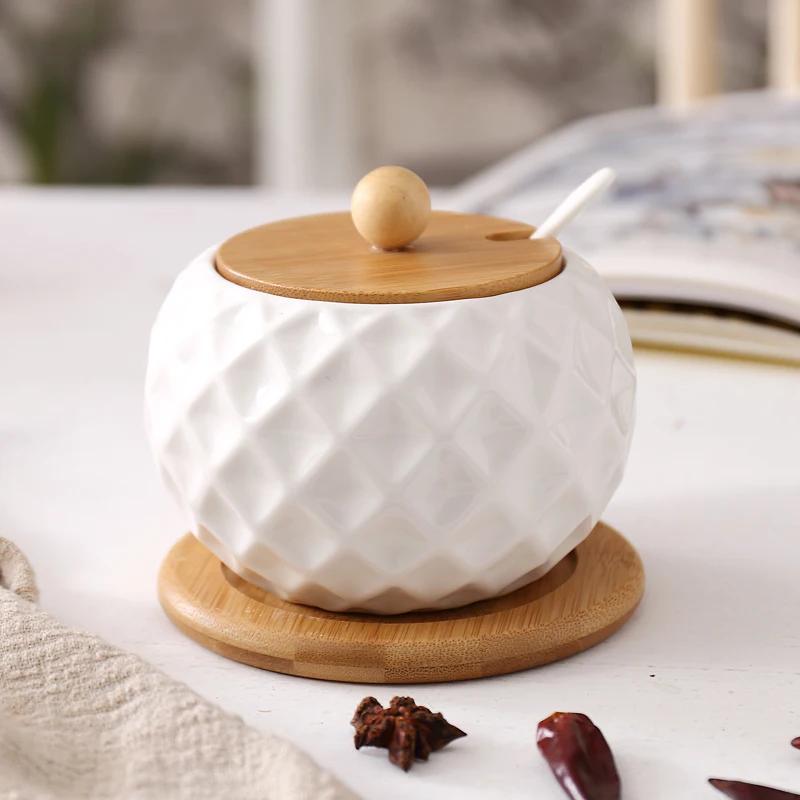 Ceramic Seasoning Jar with Lid Sugar Bowl Kitchen Storage Container Household Seasoning Box Storage Jar Wooden Tray 500ML