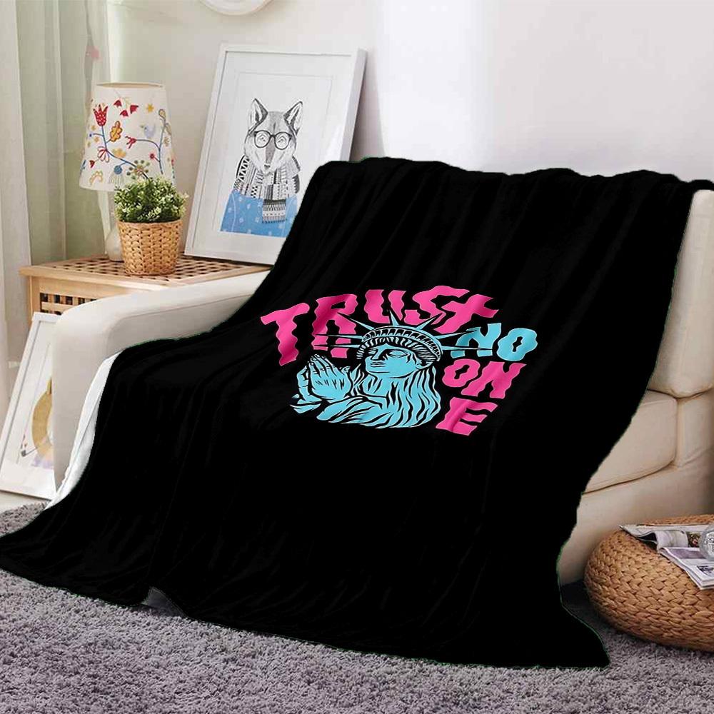 

1pc TRUST NO ONE Soft Flannel All-Season Throw for Home, Office, Outdoor UseDurable Comfort 100456 80cmx120cm(31inx47in)