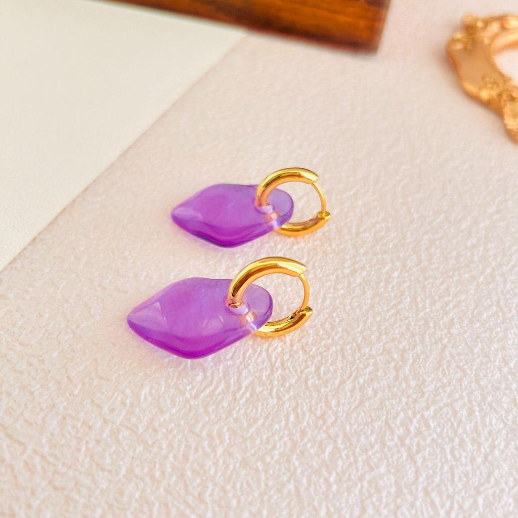 2024 Retro Pink Irregular Glass Earrings: Chic, Versatile, Luxury Dangle Ear Hooks with Light Luxury and Noble Fashion Appeal