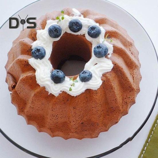Non-Stick Cake Mold 9.5 Inch Round Carbon Steel Fluted Tube Pan for Pound Cakes Baking Mold for Jello Gelatin Chocolate Pudding Heavy Duty Bakeware