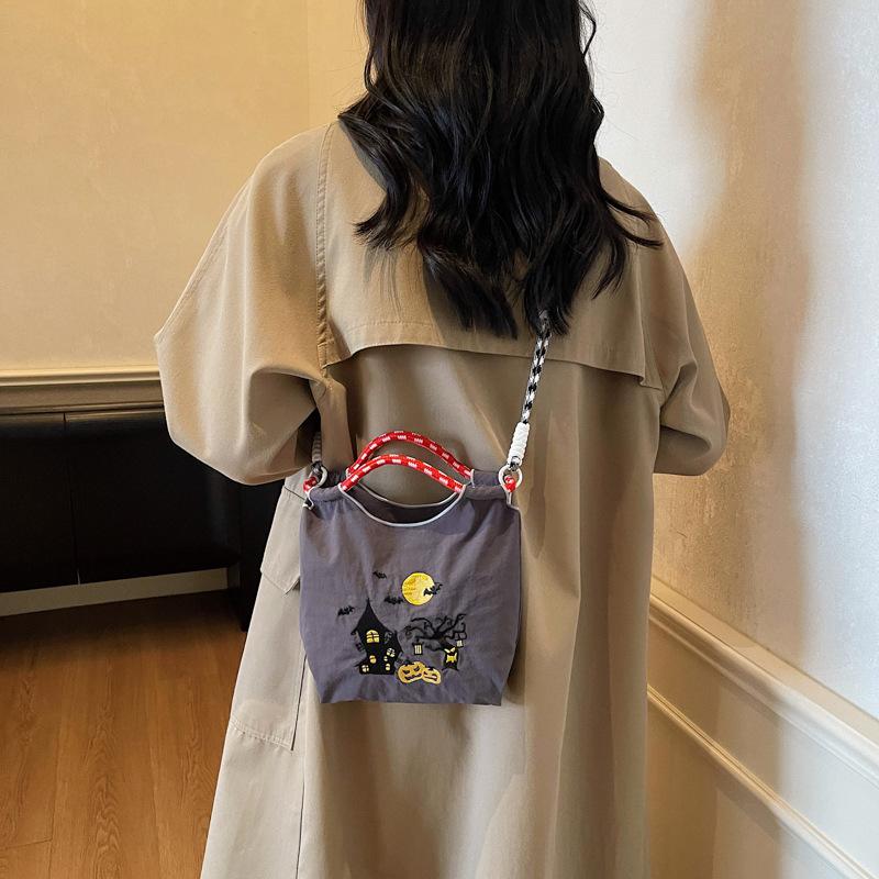 Autumn and winter versatile brown small bag women's Halloween nylon canvas bag light messenger mobile phone bag