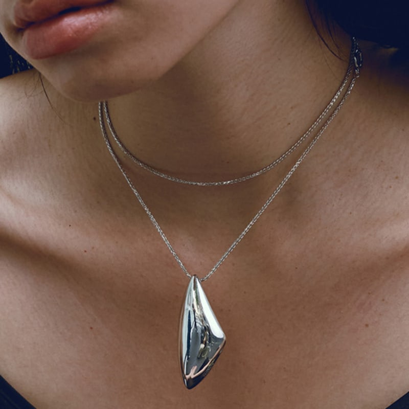 cellmute PETAL BOLD NECKLACE(WHITE GOLD)
