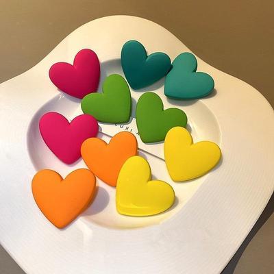 Simple Candy Colored Heart-shaped Earrings Fashion And Cute Spray Painted Acrylic Geometric Heart-shaped Earrings Girl Earrings