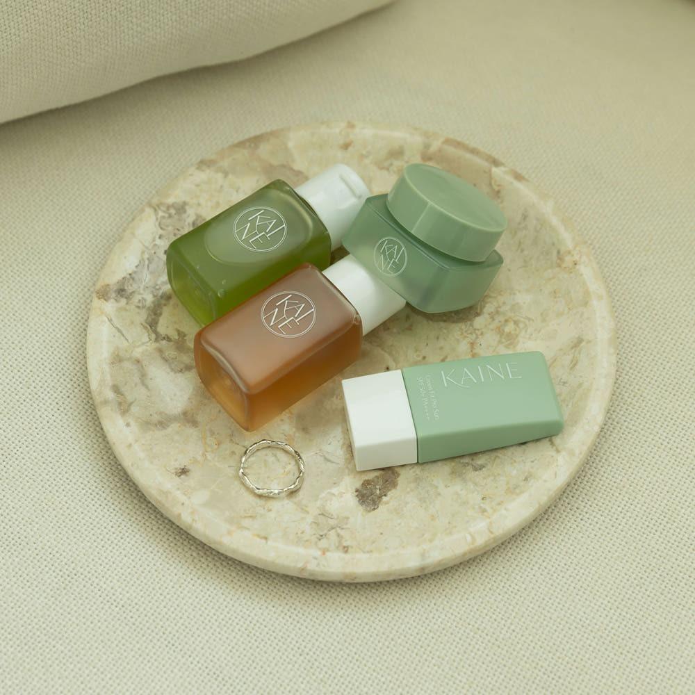 KAINE 4-Piece Travel Kit Skin Care Set Cleanser Toner Cream Sunscreen Mini Essentials 30ml+30ml+10ml+10ml