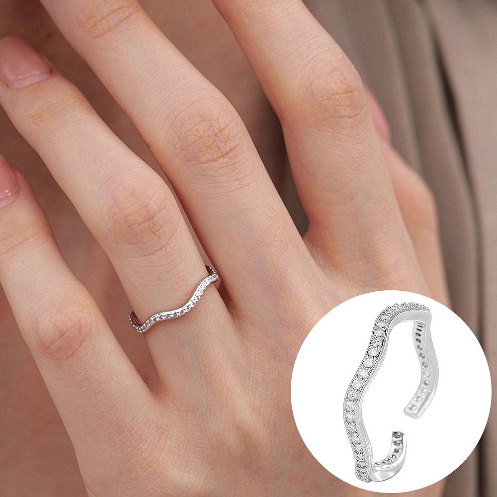 Exquisiter offener Goldring: Japanischer & Koreanischer Stil, Dünnes Band mit Diamanten besetzt, Stapelbarer & Eleganter Fingerschmuck