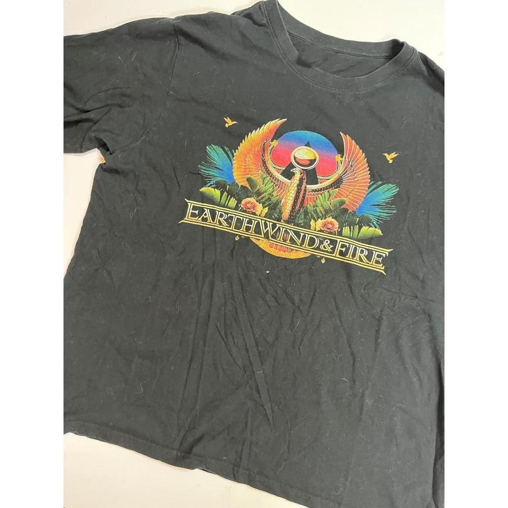 

New Earth Wind & Fire Band Graphic Gift For Fans Unisex All Size DO117 Unisex T-Shirt M