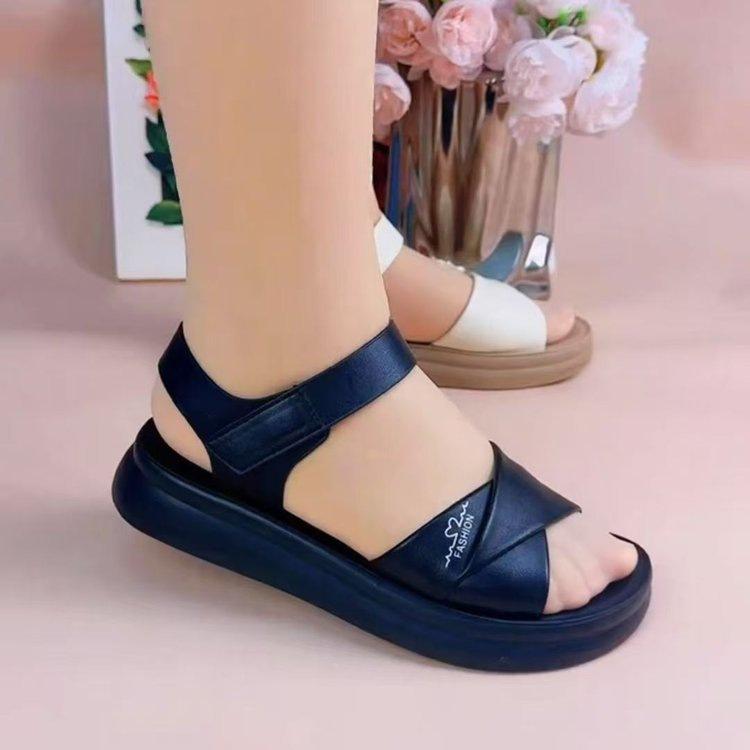 Soft leather flat-soled sandals, new in summer, soft-soled, comfortable, light and non-slip 35 чёрный