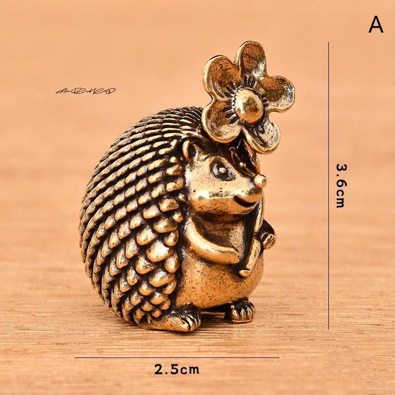 Antique Brass Hedgehog Ornaments Solid Animal Sculpture for Desk Tea Table Decor Home Accents Small Crafts
