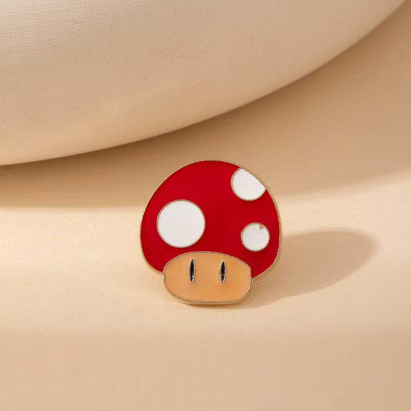 Super Mario Cartoon Brooch: Creative Mario Mushroom Alloy Badge for Kids