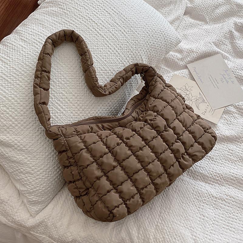 

Fashionable Trendy Black Tote Bag 2023 Casual Stylish Shoulder Bag For Women