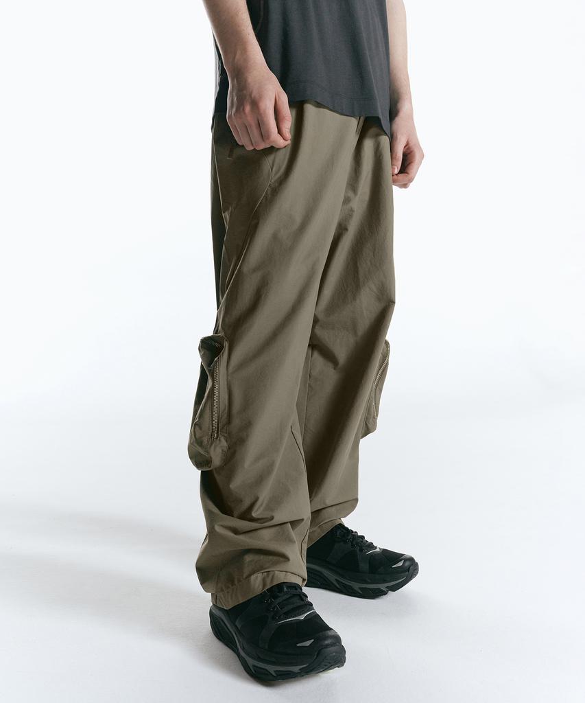 INSILENCE Adjustable Cargo Pants Ash Brown