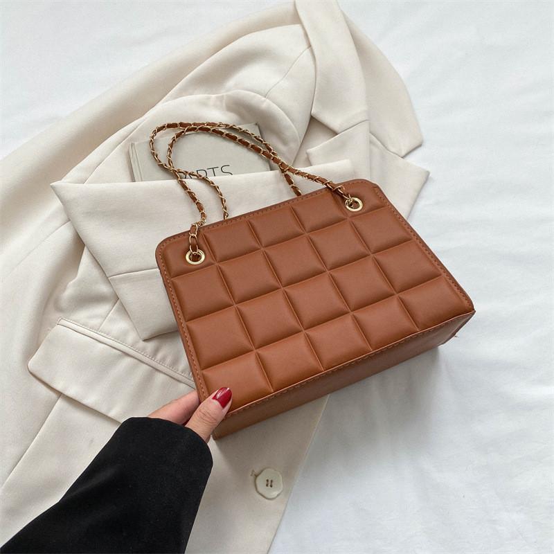 Fashionable 2023 Shoulder Bag For Women Simple Chic Small Square Crossbody Bag