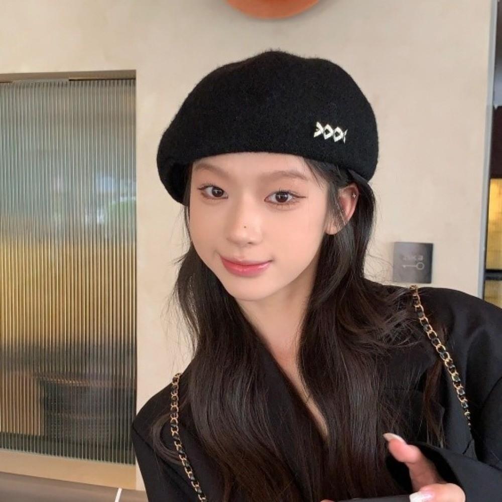 Knitted Woolen Berets Solid Color Octagonal Cap Casual Artist Cap  Party