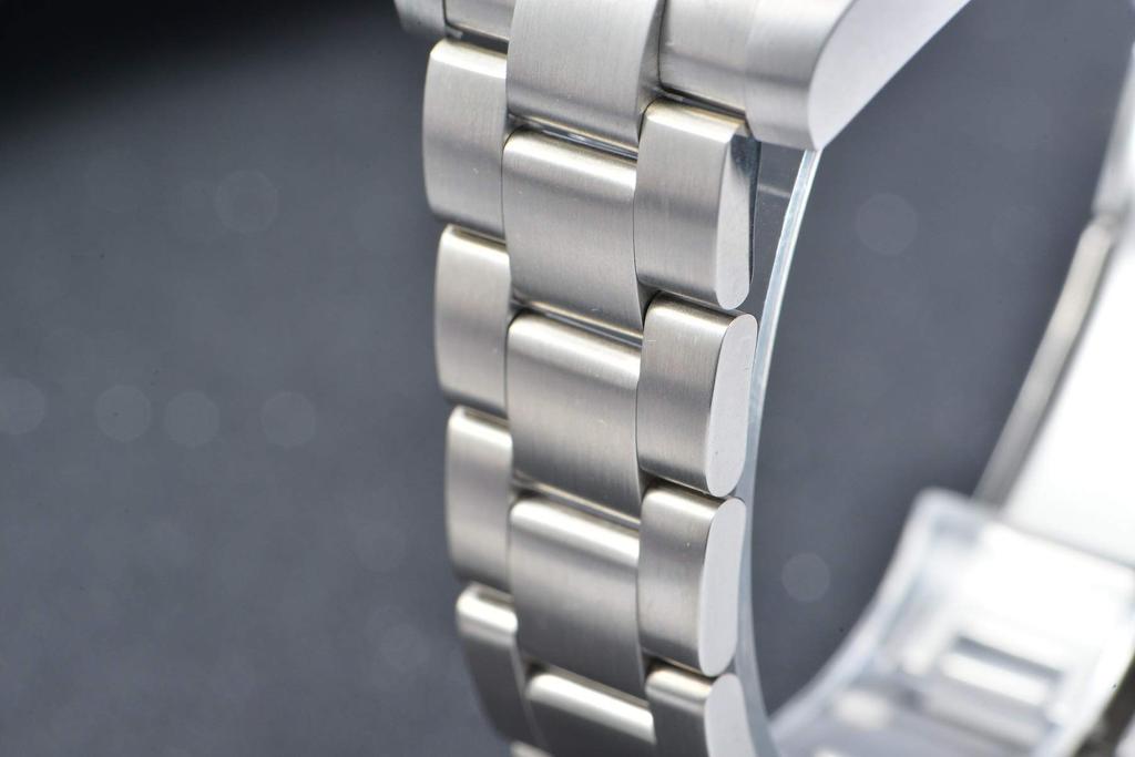 HAMAYOTA Automatic Made In Great Wave Off Watch Men's Watch, Japan, "The Kanagawa" Diver's