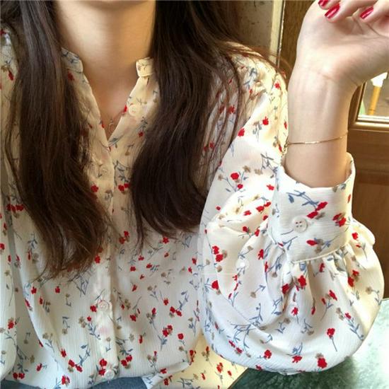 2026 Early Spring Retro Floral Chiffon Lantern Sleeve Shirt - Korean Style Slimming Loose Fit for Women