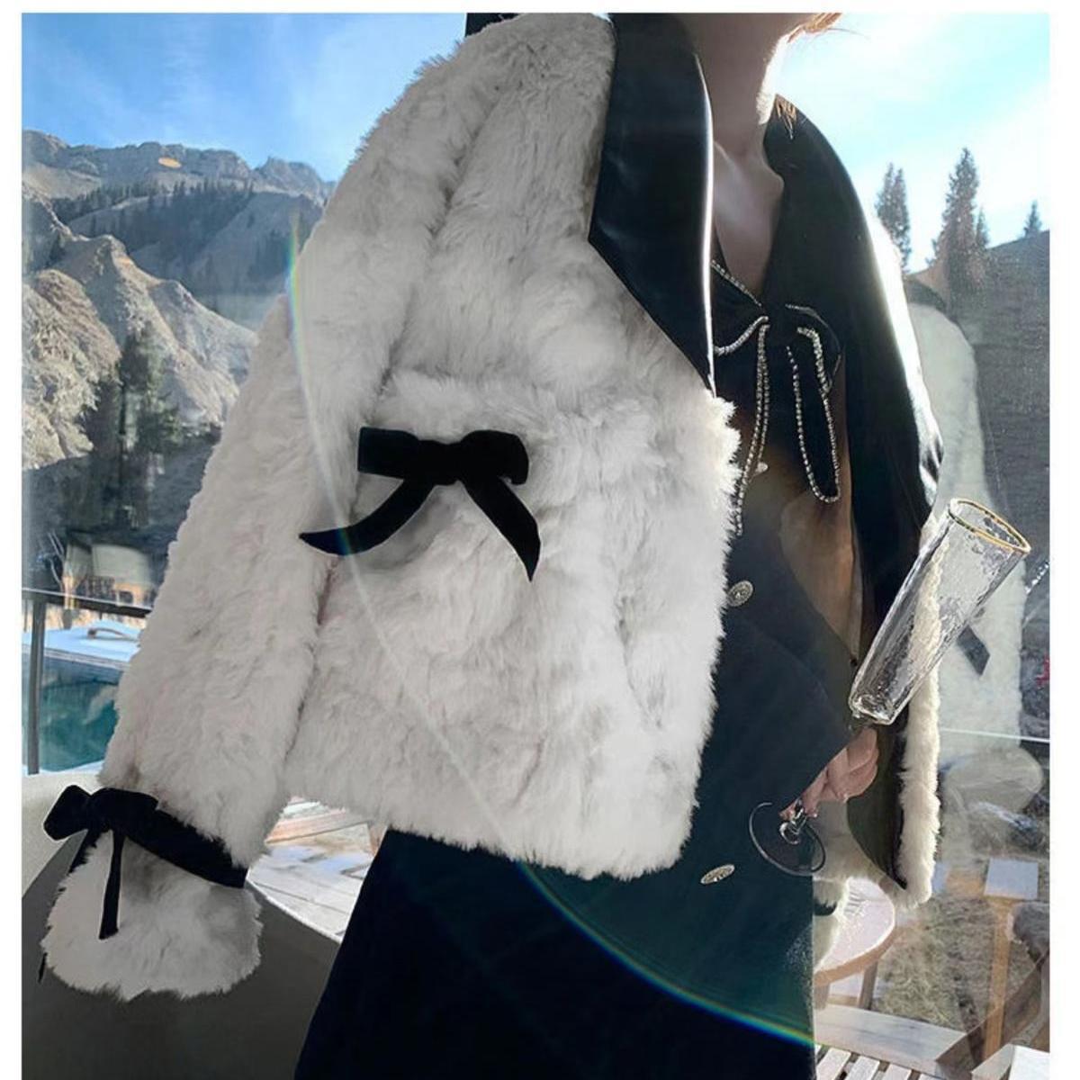 

Осень и зима новая куртка из искусственного кроличьего меха с бантом, утолщенная и тонкая, модная меховая куртка, женский топ S recommends 80-47.5 kg белый
