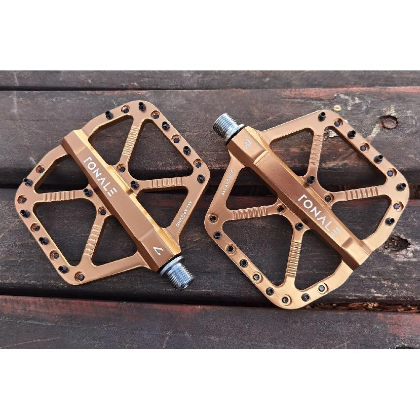MTB Bicycle Pedal Titanium Non-Slip CNC 3 Bearing Aluminum Alloy Bike Pedals Cycling Foot Pedals for Mountain Bike Accessories