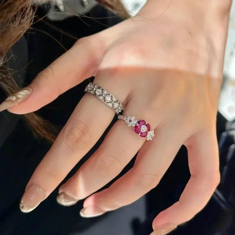 Fashion Charm   High Quality Dragon Fruit Ruby Red Rings for Women Retro Simple Blue Crystal Ring Engagement Jewelry