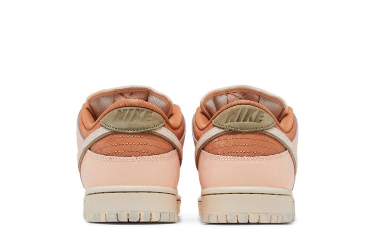Men's Sneakers Nike SB Dunk Low Trocadéro Gardens