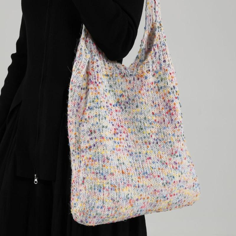 Gradual change of color retro cute knitted handbag women's shoulder bag woven clip wool autumn and winter new