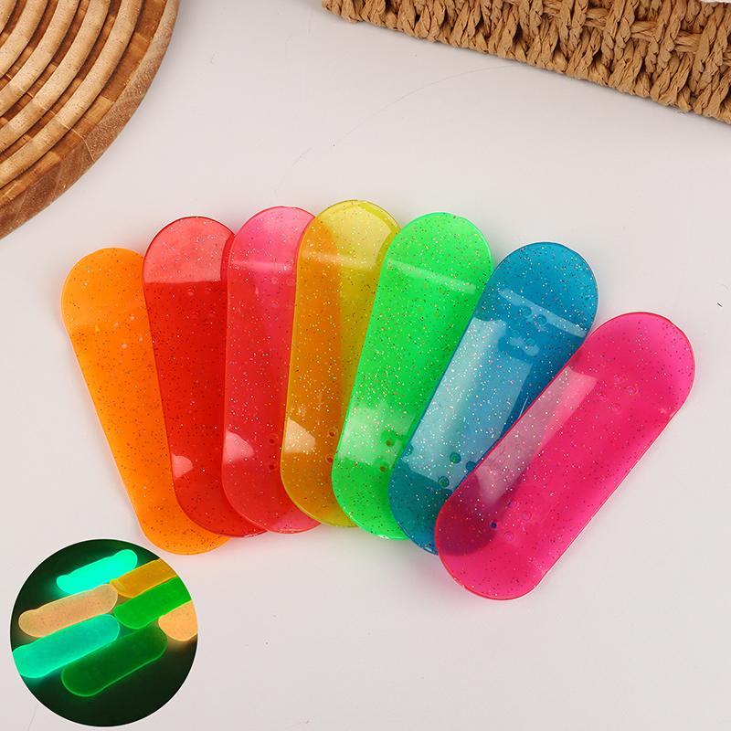 Glow Mini In Dark Finger Skateboard Luminous Fingerboard Deck Toy Kids Stress Easing Toys For Adult Children Gifts