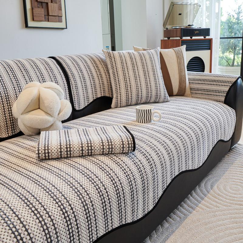 

Nordic Irregular Chenille Sofa Covers Non-Slip Four Seasons Couch Towel 1/2/3 Seater Sofas Protector Mat for Living Room Home 45x45cm(pillowcase)