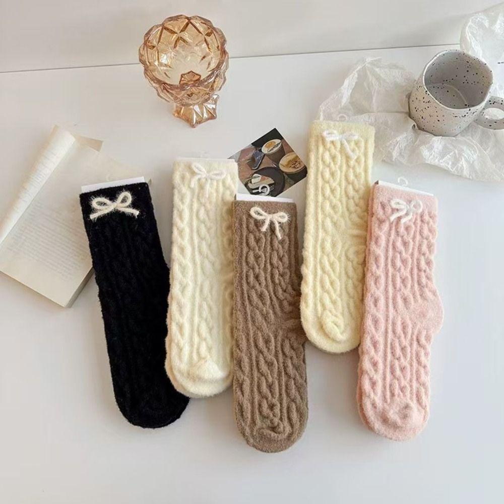 Bowknot Coral Fleece Socks Screw Thread Mid Tube Socks Women Comfortable Floor Plush Socks  Autumn