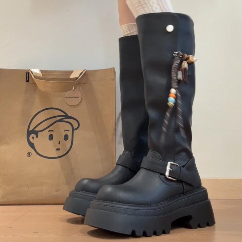 Piaohong European and American accessories heightening non-slip fashion boots women's 2025 autumn and winter new comfortable heightening locomotive bo