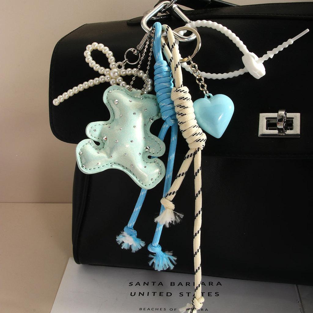 Miu Custom Animal Keychain Pu Material Heart Bow Pendant For Fashion Accessories